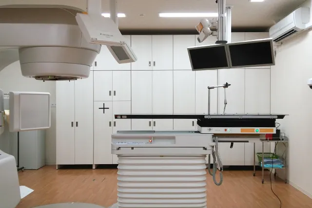 九州がんセンター リニアック室・リニアック室の収納棚を手がけさせていただきました